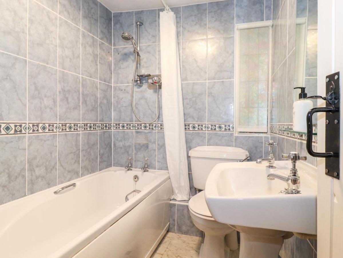 Meadow Cottage Kendal Ngoại thất bức ảnh